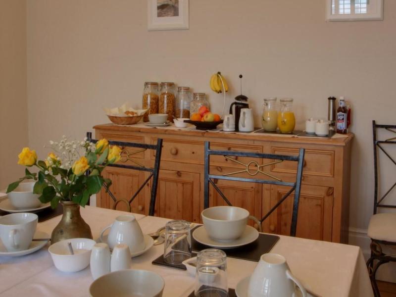 Gyves House image