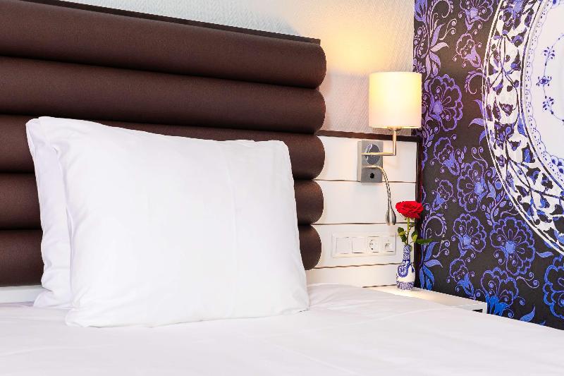 Golden Tulip Hotel Central image