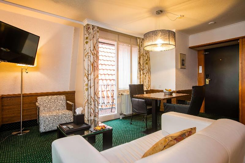 Golden Tulip Hotel Central image