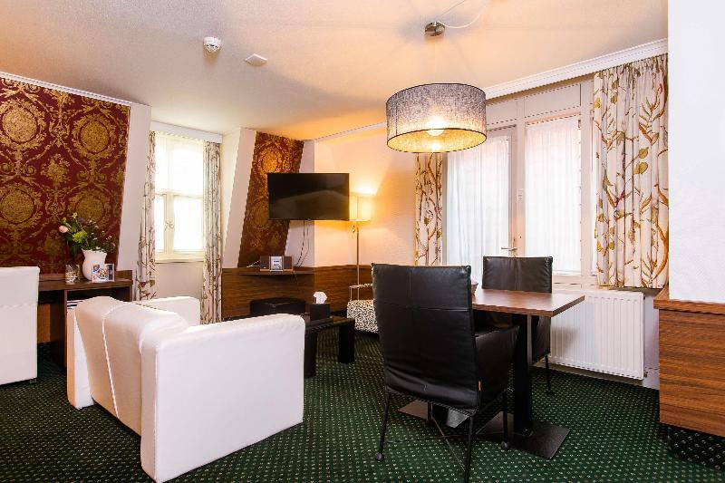 Golden Tulip Hotel Central image