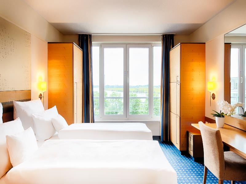 Welcome Hotel Wesel image
