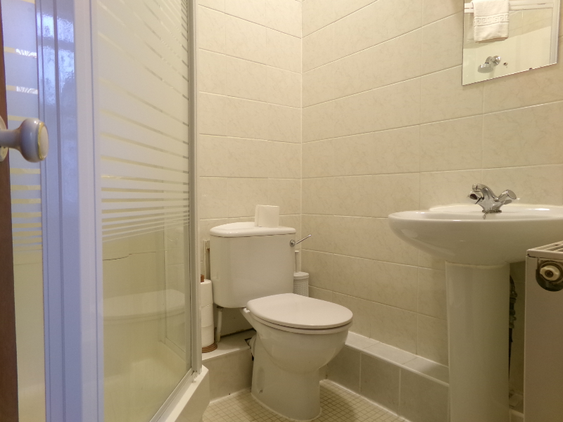 Averon Guest House image