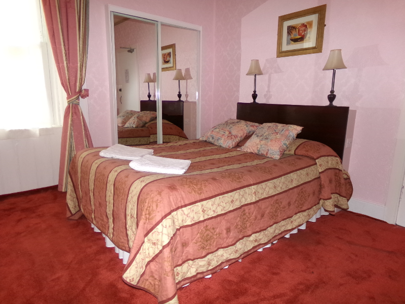 Averon Guest House image