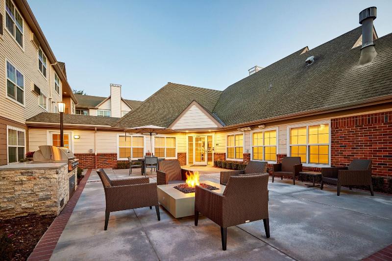 Residence Inn Eugene Springfield image