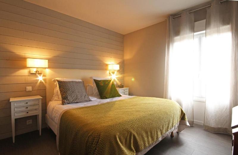 Logis Hotel le Faisan Dore image