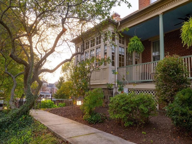 The Lafayette Inn image