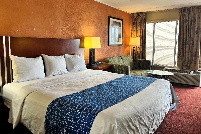 Travelodge by Wyndham Seymour image
