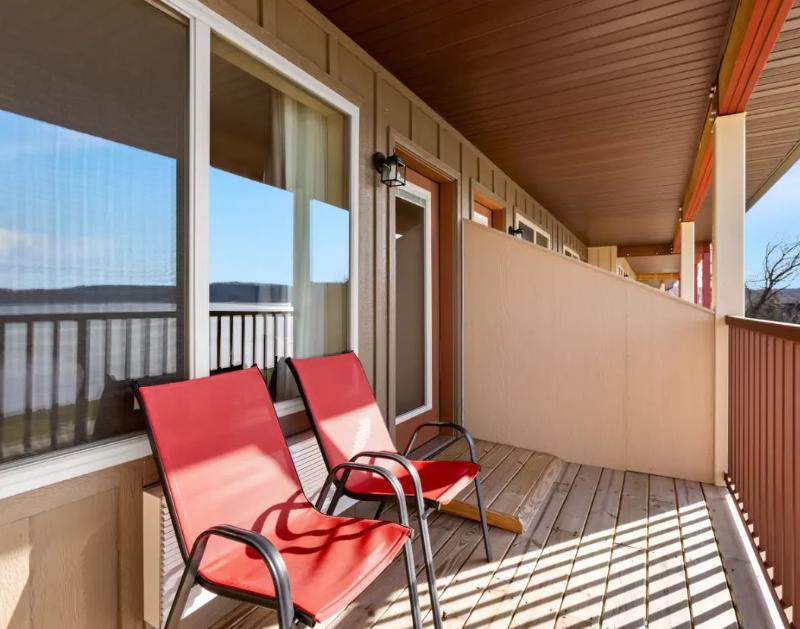 Comfort Inn & Suites Munising-Lakefront image