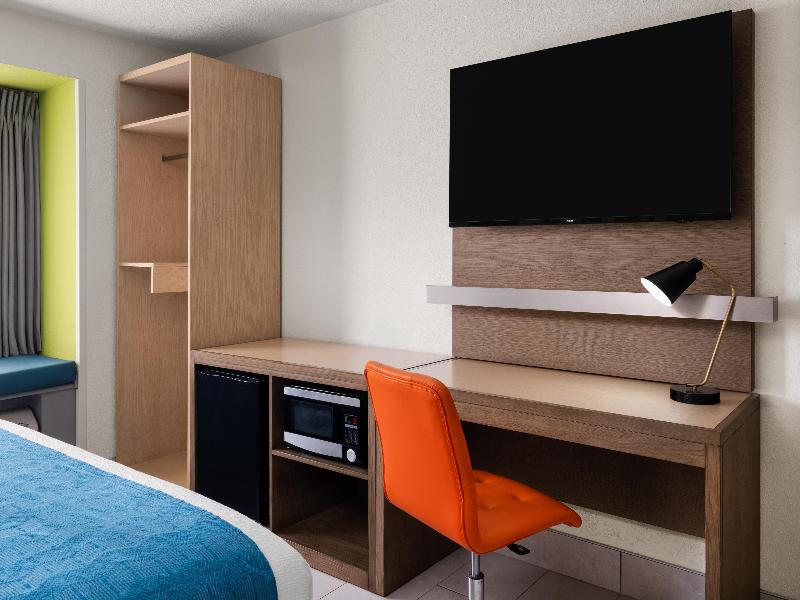 Best Western El Paso Airport Entrada Hotel image