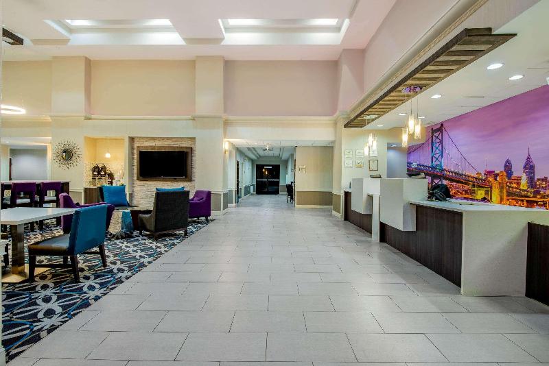 La Quinta Inn & Suites Newark - Elkton image