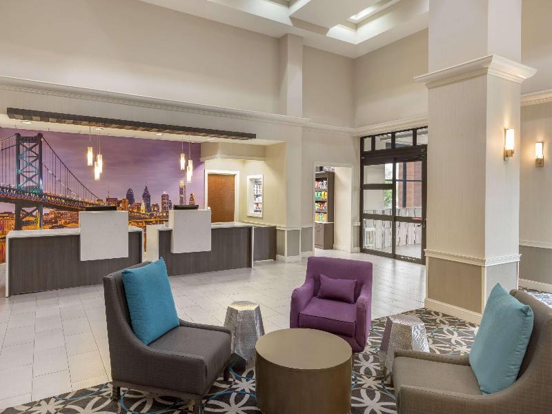 La Quinta Inn & Suites Newark - Elkton image