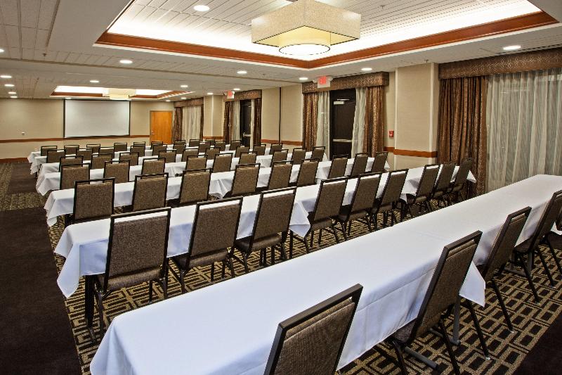 Holiday Inn Express & Suites Columbus Edinburgh image