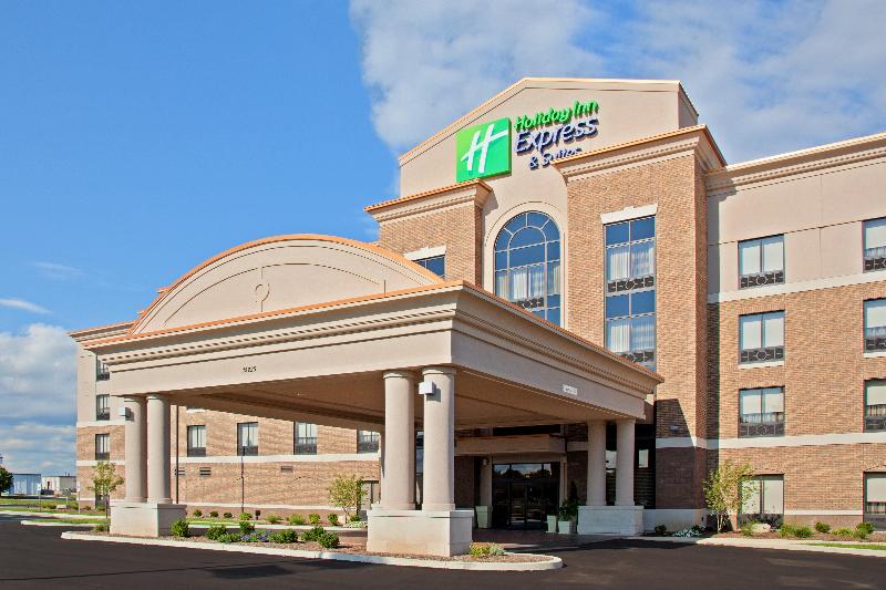 Holiday Inn Express & Suites Columbus Edinburgh image