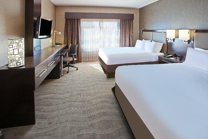 Holiday Inn Express & Suites Columbus Edinburgh photo 23