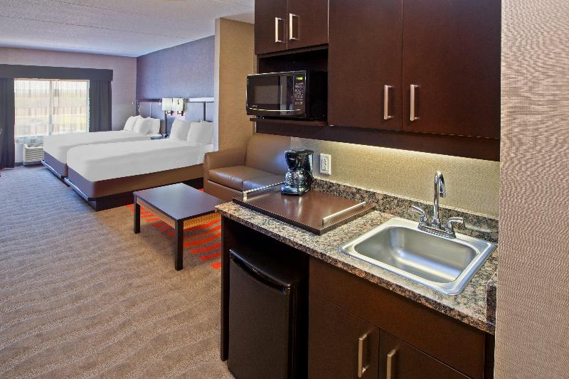 Holiday Inn Express & Suites Columbus Edinburgh photo 22