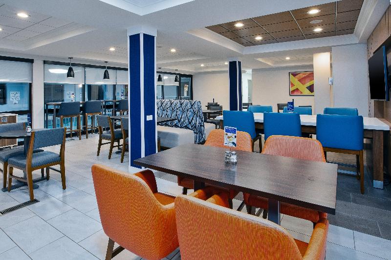 Holiday Inn Express Sault Ste. Marie image