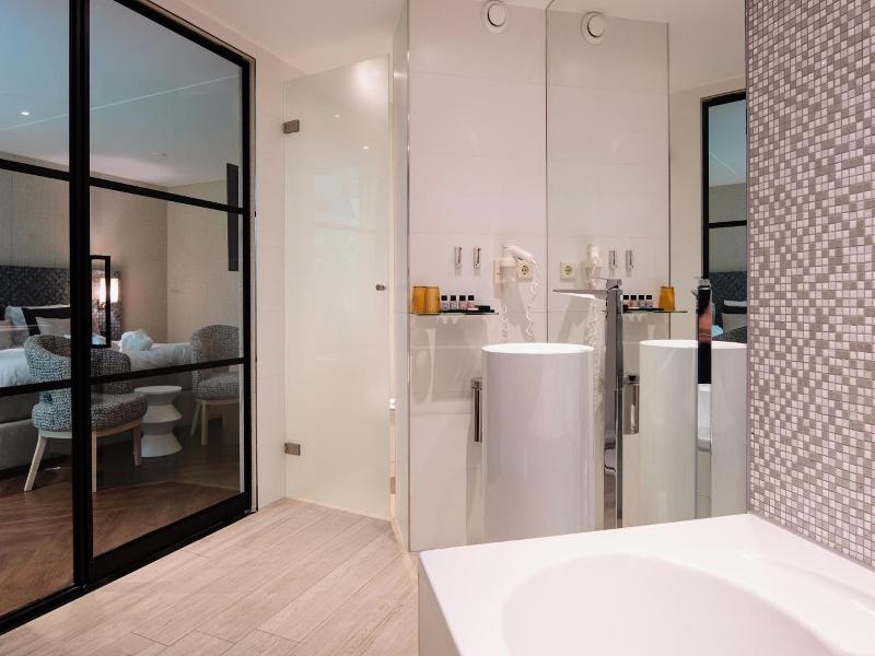Van der Valk Wieringermeer image