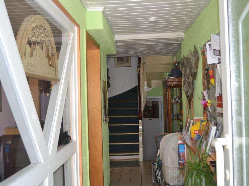 Mahret image