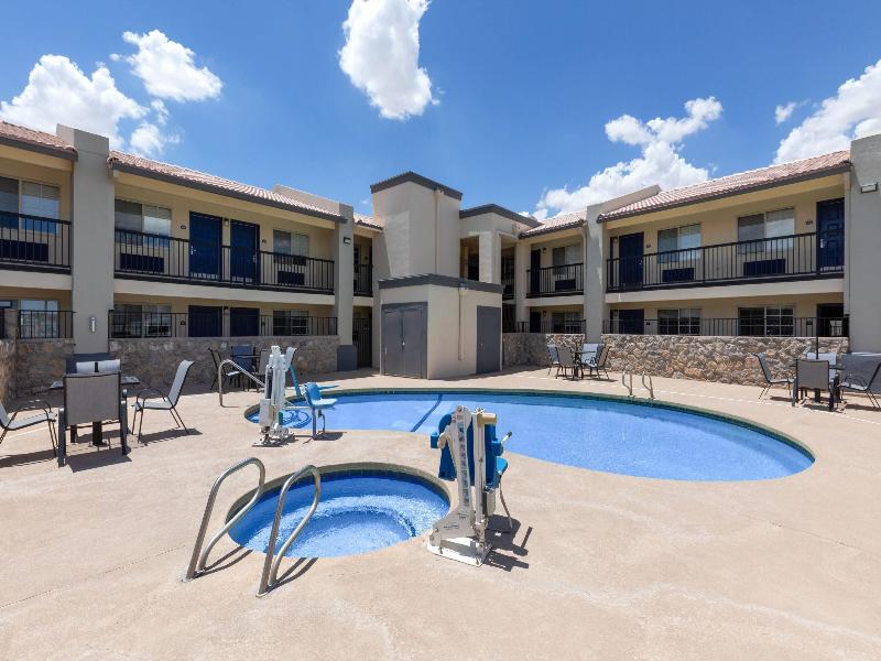 Days Inn by Wyndham El Paso West image
