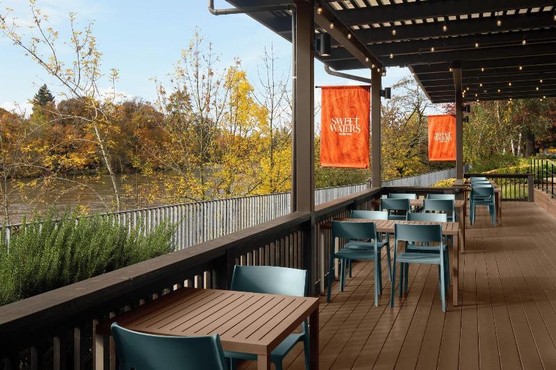 Valley River Inn image