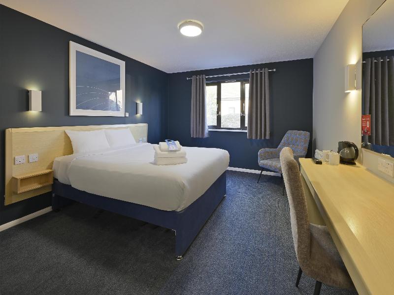 Travelodge Edinburgh Dreghorn image