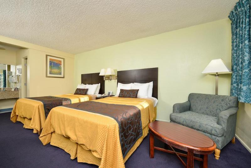 University Inn & Suites image