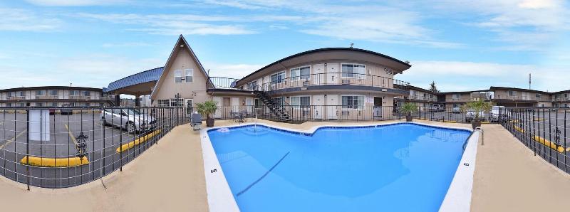 University Inn & Suites image