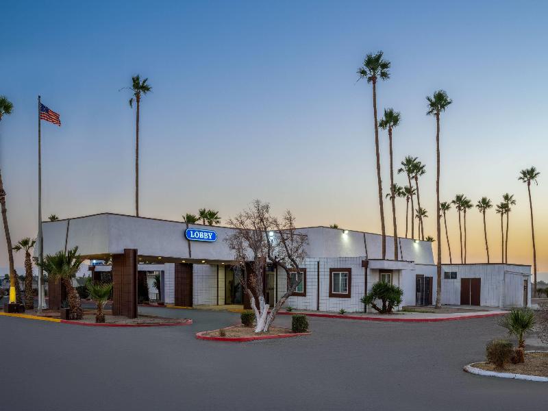 Travelodge by Wyndham Imperial/El Centro image