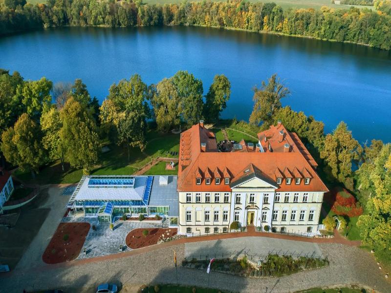 Schloß Schorssow image