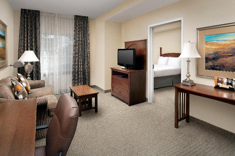 Staybridge Suites North Brunswick 5