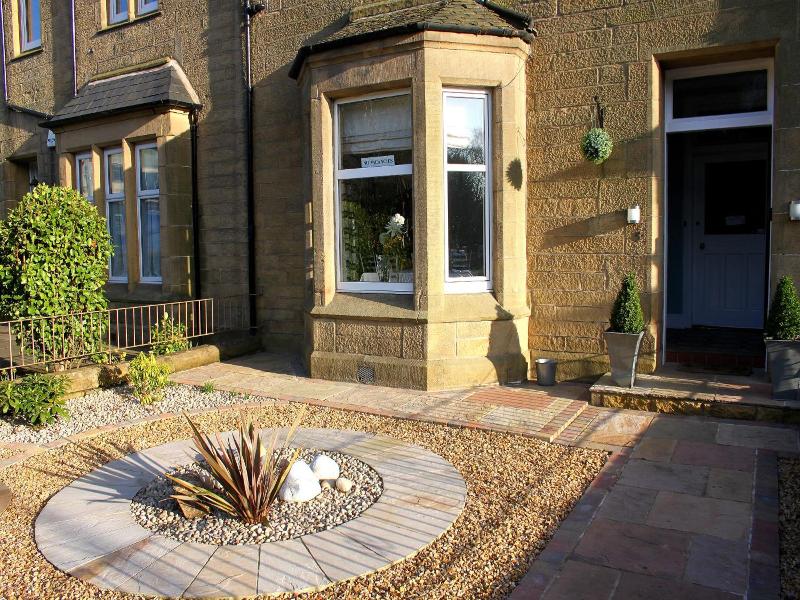 Dalmore Lodge Guest House image