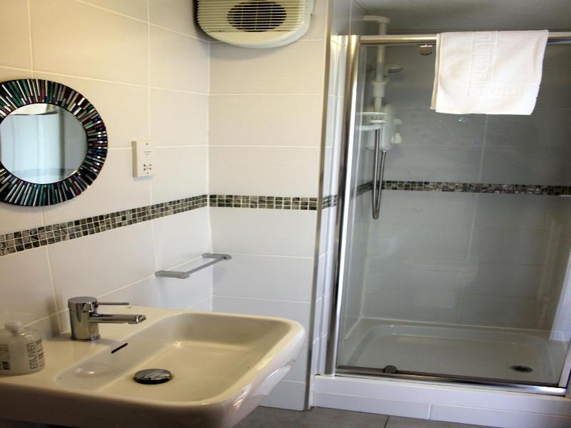Dalmore Lodge Guest House image