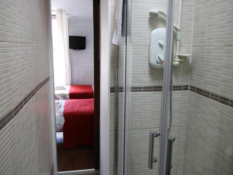 Dalmore Lodge Guest House image