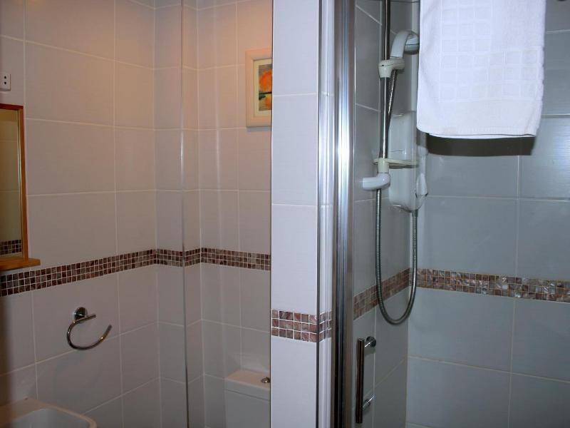 Dalmore Lodge Guest House image