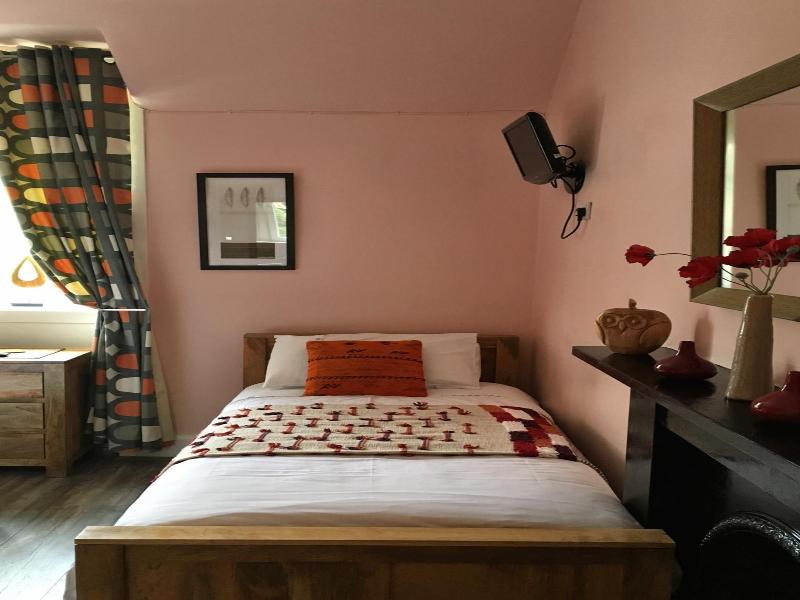 Dalmore Lodge Guest House image