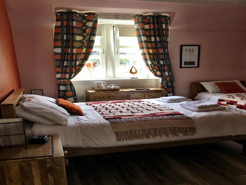 Dalmore Lodge Guest House image