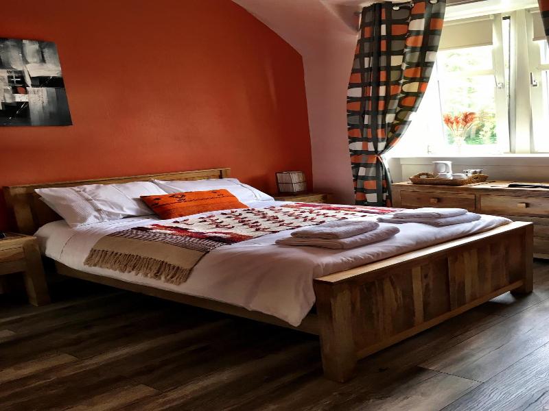 Dalmore Lodge Guest House image