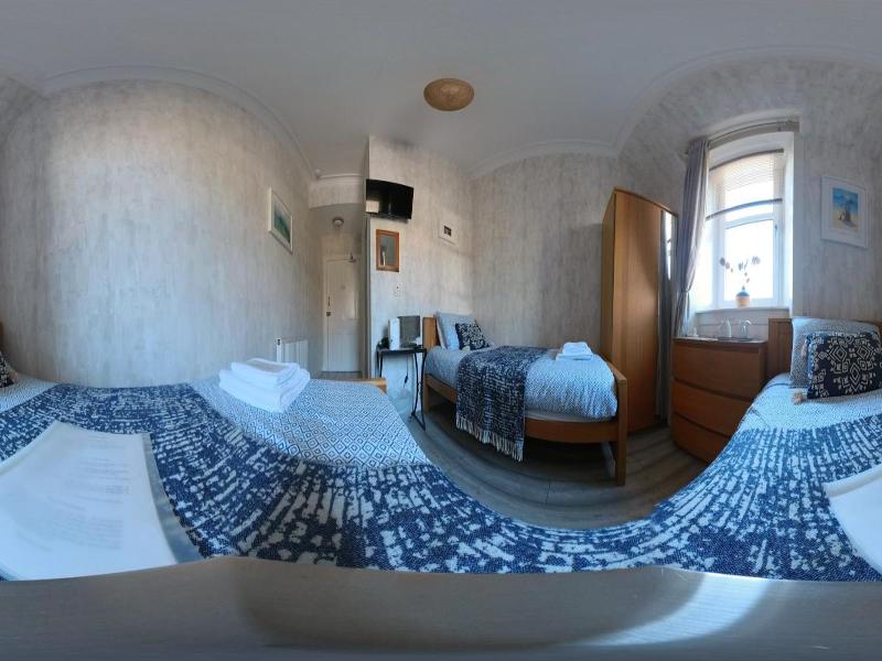 Dalmore Lodge Guest House image