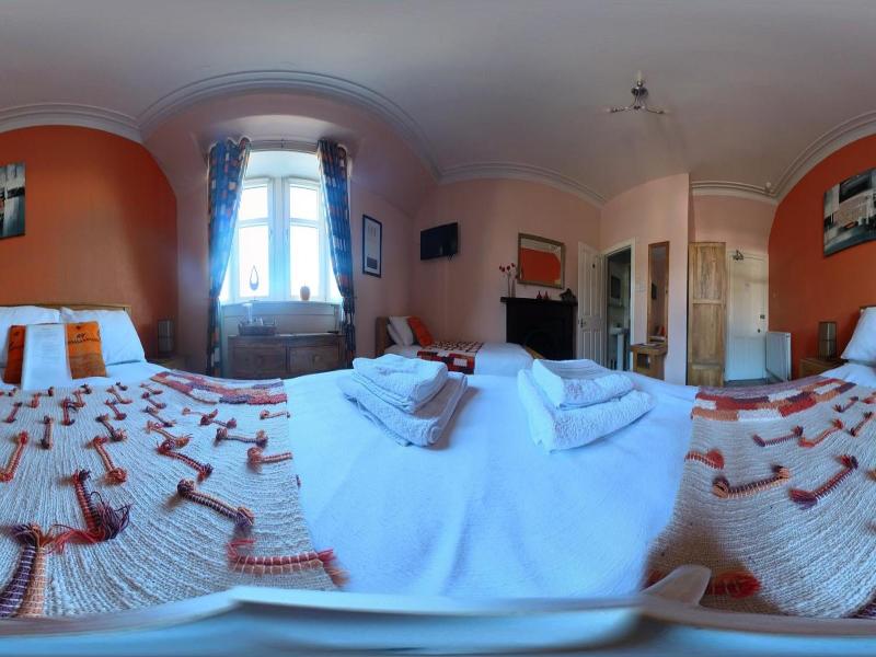 Dalmore Lodge Guest House image