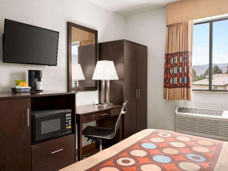 Quality Inn Wenatchee image