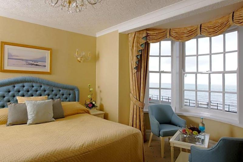 Riviera image