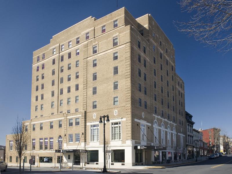 Grand Eastonian Suites Hotel image