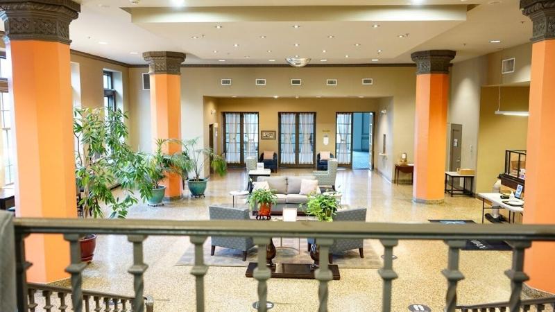Grand Eastonian Suites Hotel image