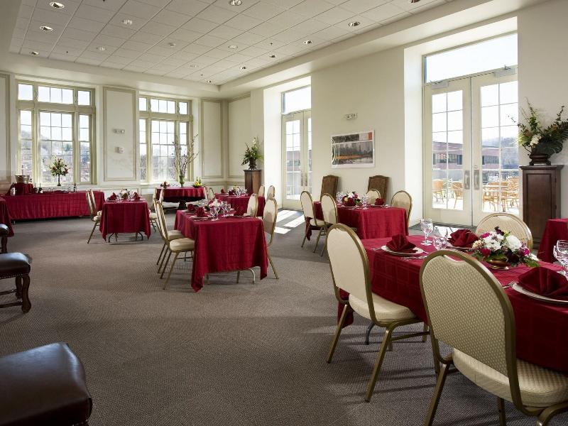 Grand Eastonian Suites Hotel image