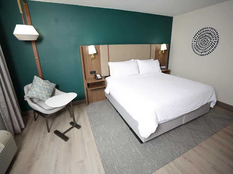 Holiday Inn St. Louis-Fairview Heights image