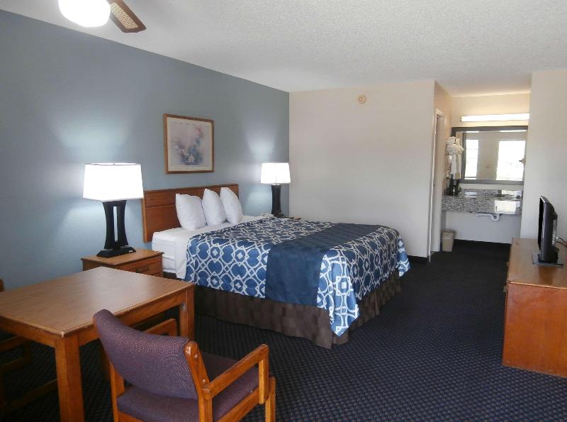 America's Best Value Inn Blue Ridge image