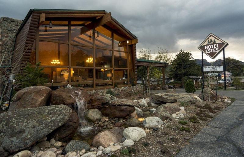 Tyrol Mountain Inn image