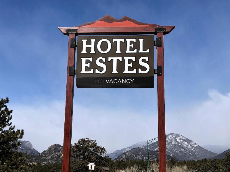 Tyrol Mountain Inn image