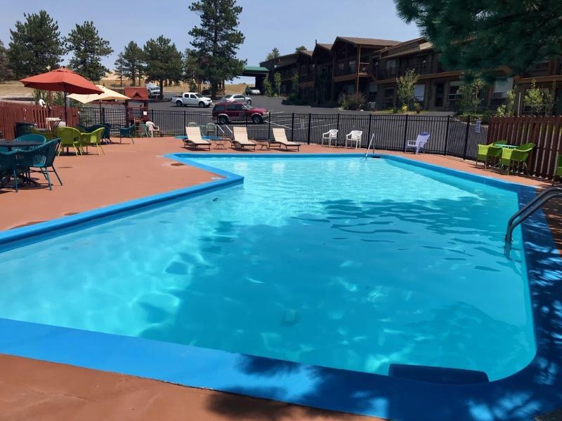 Tyrol Mountain Inn image