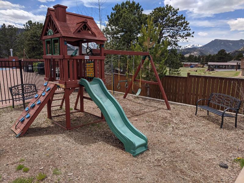 Tyrol Mountain Inn image